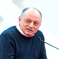 Ferrari confirm MAJOR engineering change as Vasseur makes first big pit wall call