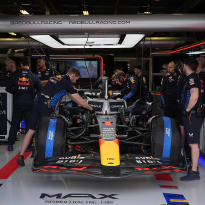 EXCLUSIVE: F1 Season too long for mechanics, not drivers, claims champion