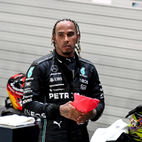 Hamilton predicts F1 controversy after disagreement with team owner
